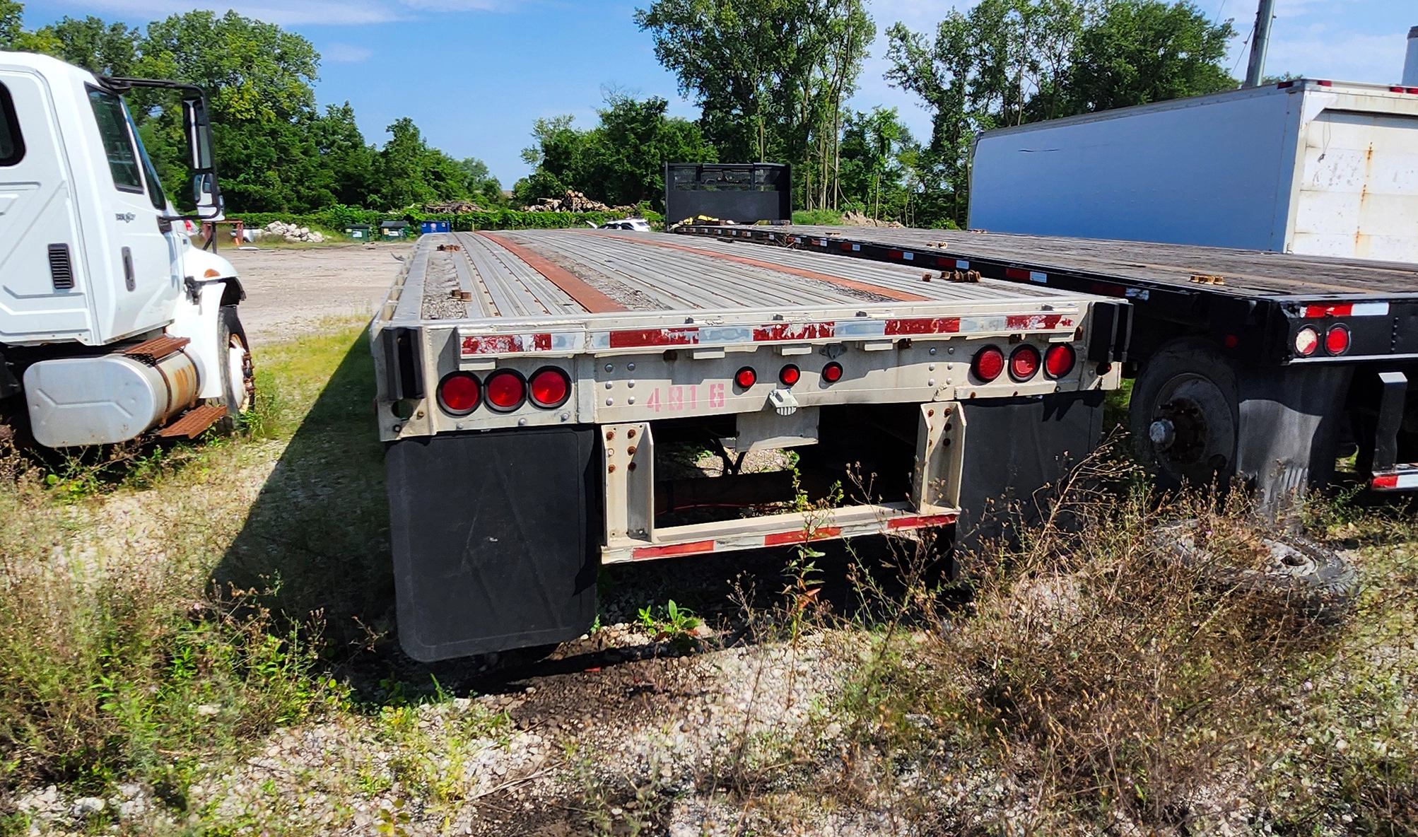 Street side / rear cluster